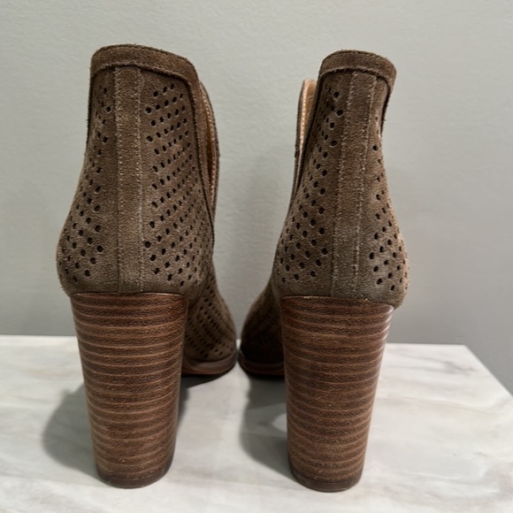 Lucky Brand Larise Open Toe Ankle Bootie Brown Slip On Suede Cut Out Size 10 - Picture 7 of 10